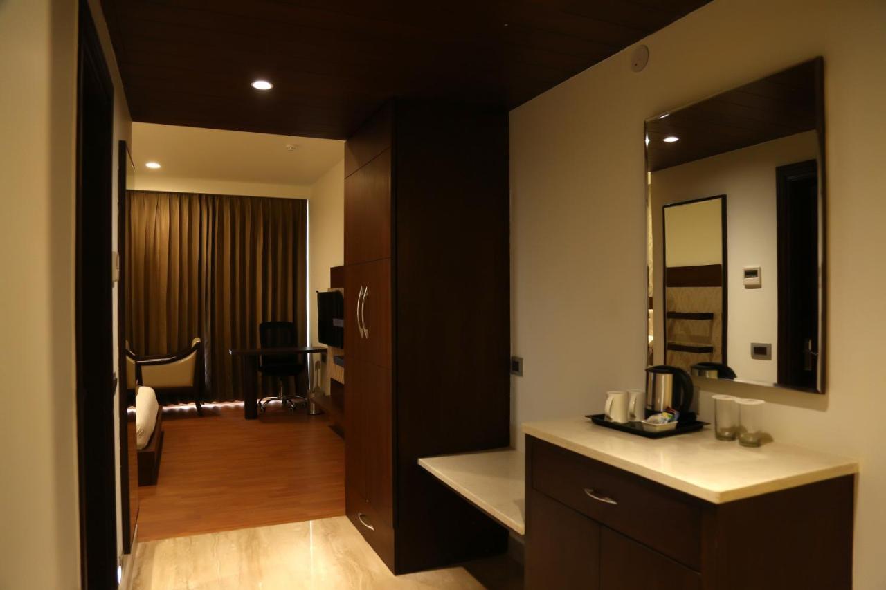 Hotel Imperia Suites Τζαλαντάρ Εξωτερικό φωτογραφία
